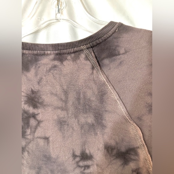 JoyLab Tie Dye Lightweight Sweatshirt With Thumb Holes And Side Slit Size XS - Picture 7 of 9